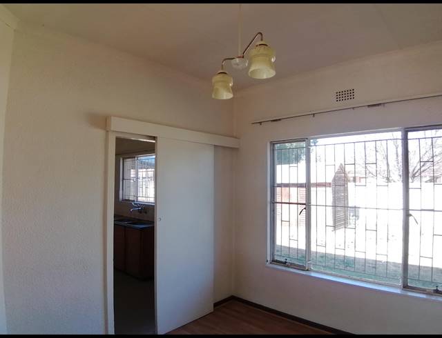 3 BEDROOM FREESTANDING FOR SALE IN STILFONTEIN EXT 4